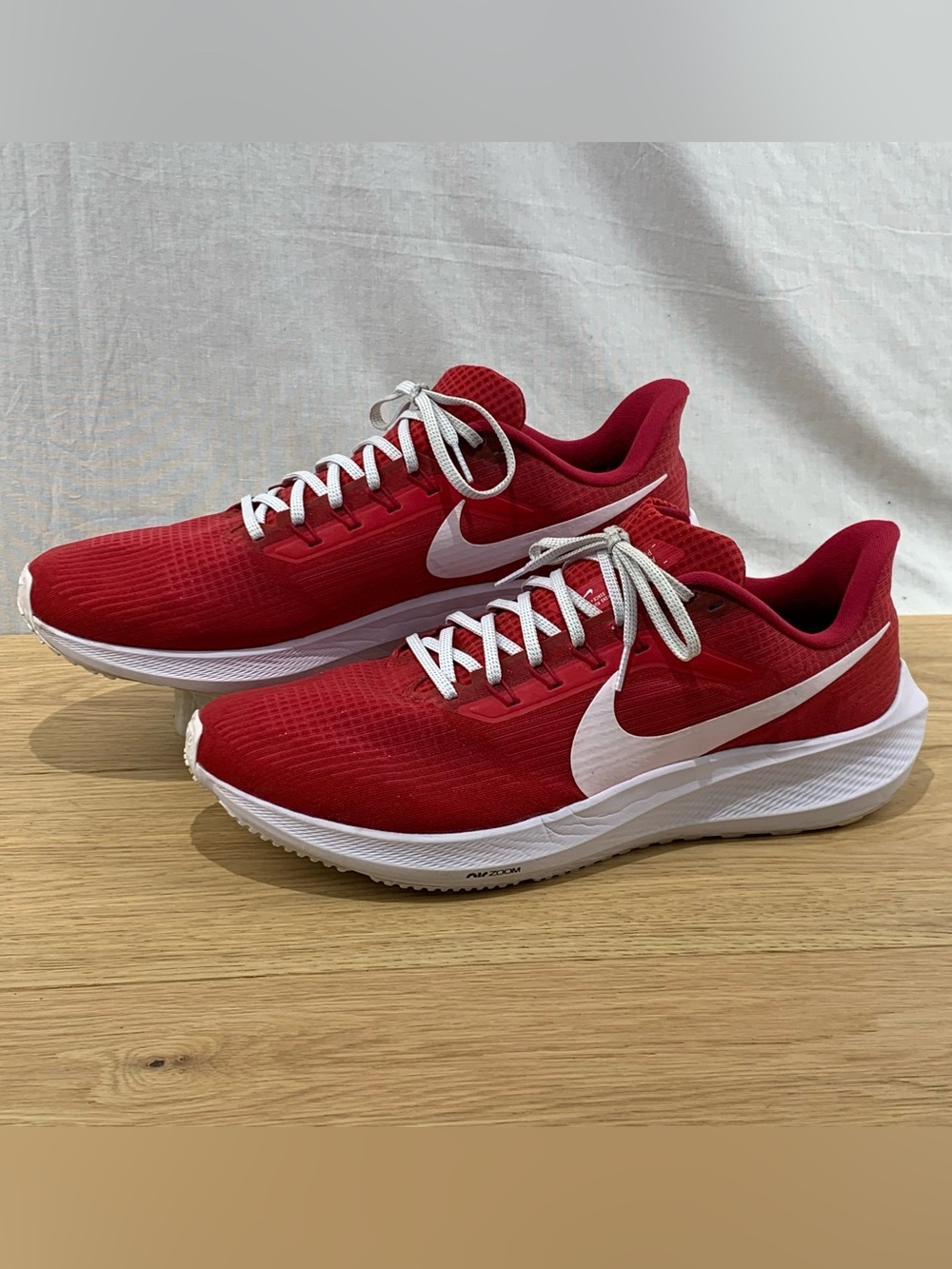 Nike Air Zoom Pegasus 39 TB Men’s Size 15 Running Shoes University Red White